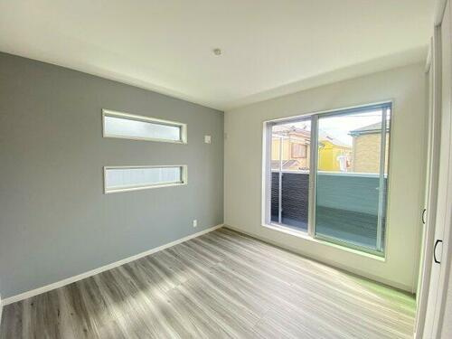 泉区中田東４丁目　新築戸建　5580万円の洋室