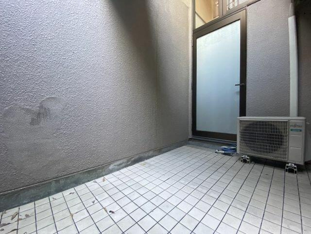 港区六本木３丁目の賃貸マンションのロビー|バルコニー 