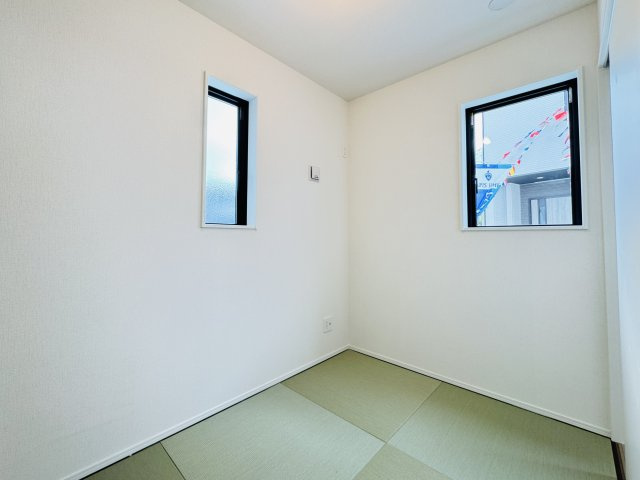 市川市本北方３丁目新築戸建【若宮小学校：7分】の和室|3帖和室