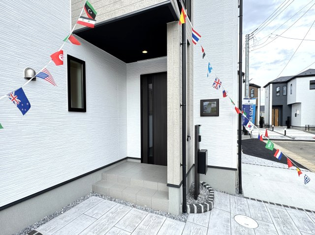 市川市本北方３丁目新築戸建【若宮小学校：7分】のエントランス|エントランス・玄関ポーチ