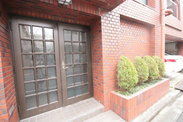 【エントランス】