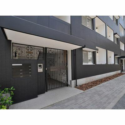 港区六本木７丁目の賃貸マンションのエントランス|外観 