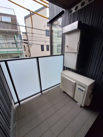 グロリア要町のバルコニー