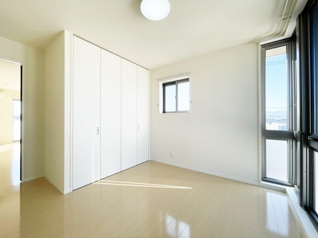 ローレルTAKUの居間・リビング