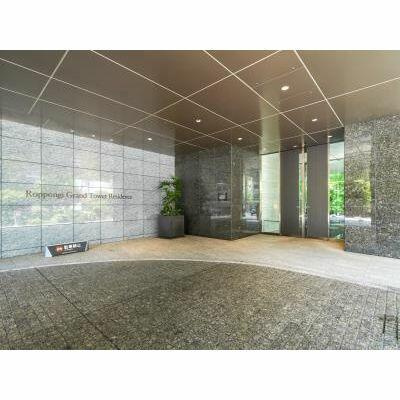 港区六本木３丁目の賃貸マンションのエントランス|外観 