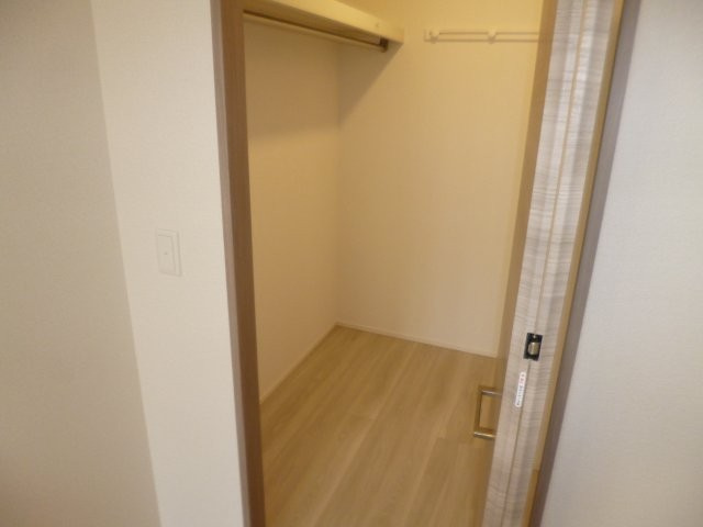 メゾン　ボヌールの収納|ウォークインクローゼット