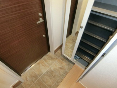 【玄関】 | ラルジュ