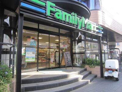 港区南青山４丁目の賃貸マンションの周辺|ファミリーマート南青…まで376m 