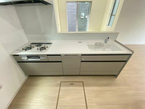 泉区中田東４丁目　新築戸建　5680万円のキッチン