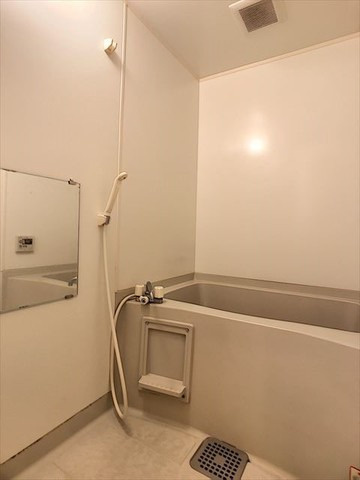 アーバンシティオ愛宕の浴室