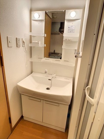 アーバンシティオ愛宕の洗面所