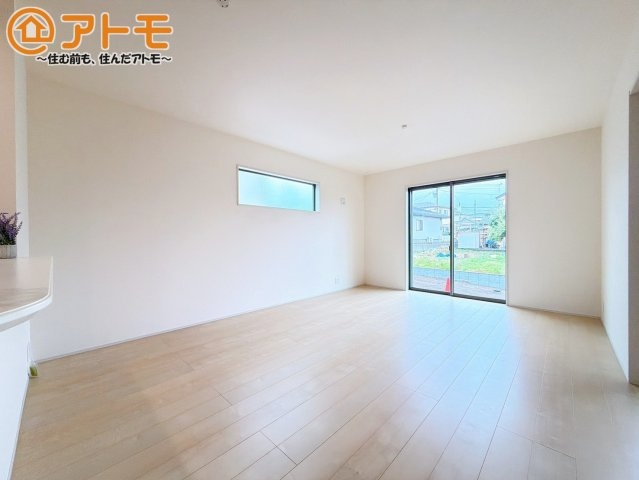 【居間・リビング】 | 富士宮市宮原5期　新築戸建て　2号棟