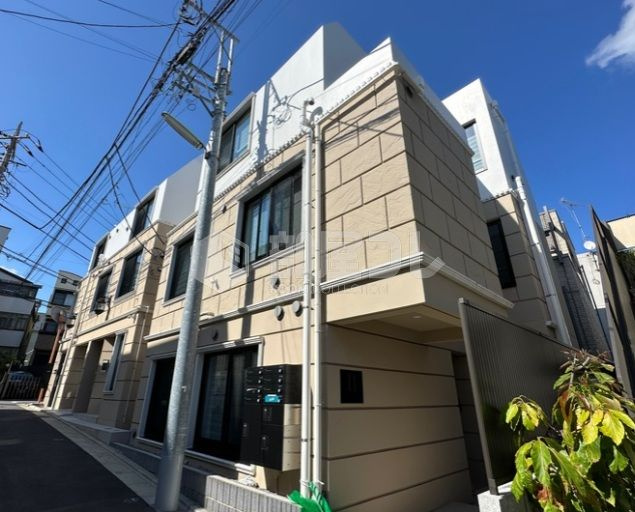 HJ　PLACE　SASAZUKA