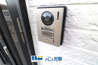 【設備】 | 宇部市大字東岐波 中古住宅／4LDK・2階建 | 2025年10月／モニタ付ドアホンを新設しております。