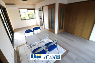 【居間・リビング】 | 宇部市大字東岐波 中古住宅／4LDK・2階建