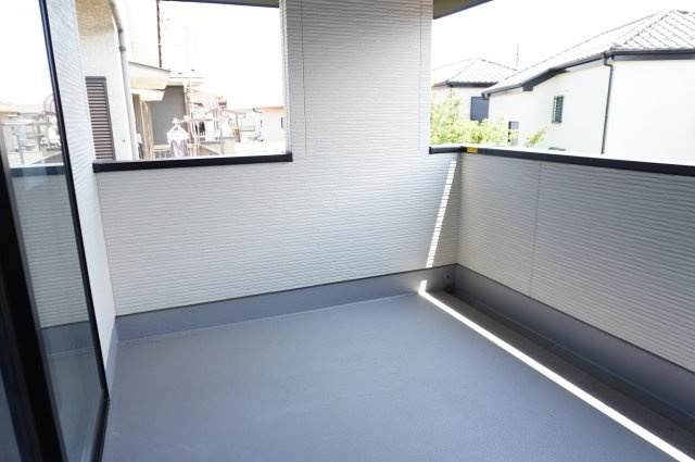 越谷市千間台西6丁目 新築分譲住宅のバルコニー