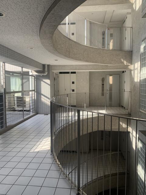 港区南青山６丁目の賃貸マンションのロビー| 