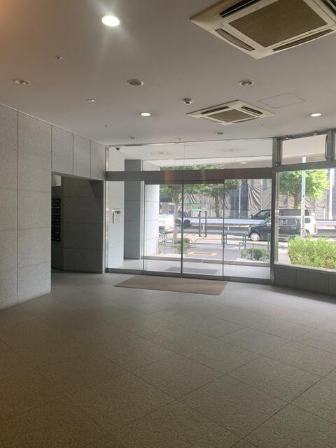 港区南青山６丁目の賃貸マンションのロビー| 