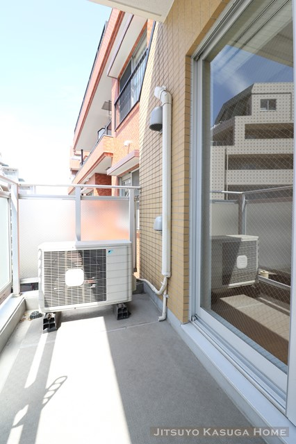 【バルコニー】