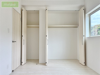 【洋室】 | ZEH水準住宅　床暖房　食洗機　ロフト　大野町1　2号棟