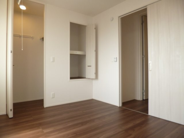 メゾン　ボヌールの収納|洋室