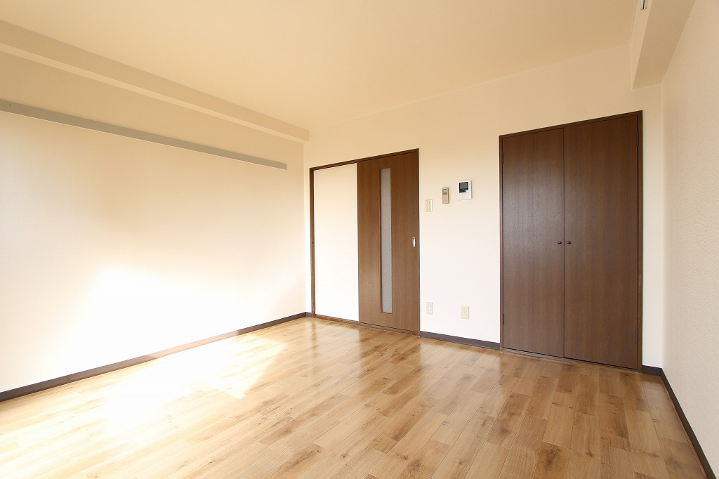 メルヴェーユ小幡Ⅱの居間・リビング|同物件の参考写真です。