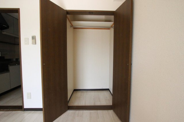 メルヴェーユ小幡Ⅱの収納|同物件の参考写真です。
