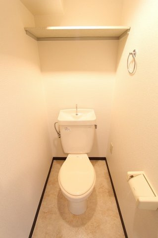 メルヴェーユ小幡Ⅱのトイレ|同物件の参考写真です。