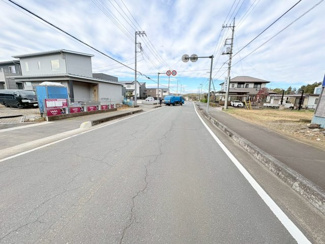 【前面道路含む現地写真】 | 坂戸市小山　建築条件なし売地　東武東上線『坂戸駅』バス17分　【入西小学区】