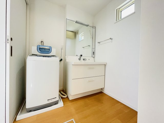 【脱衣所】 | 寄居町大字寄居　中古戸建　