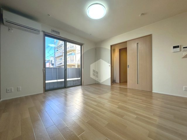 ラシーネ若江の居間・リビング