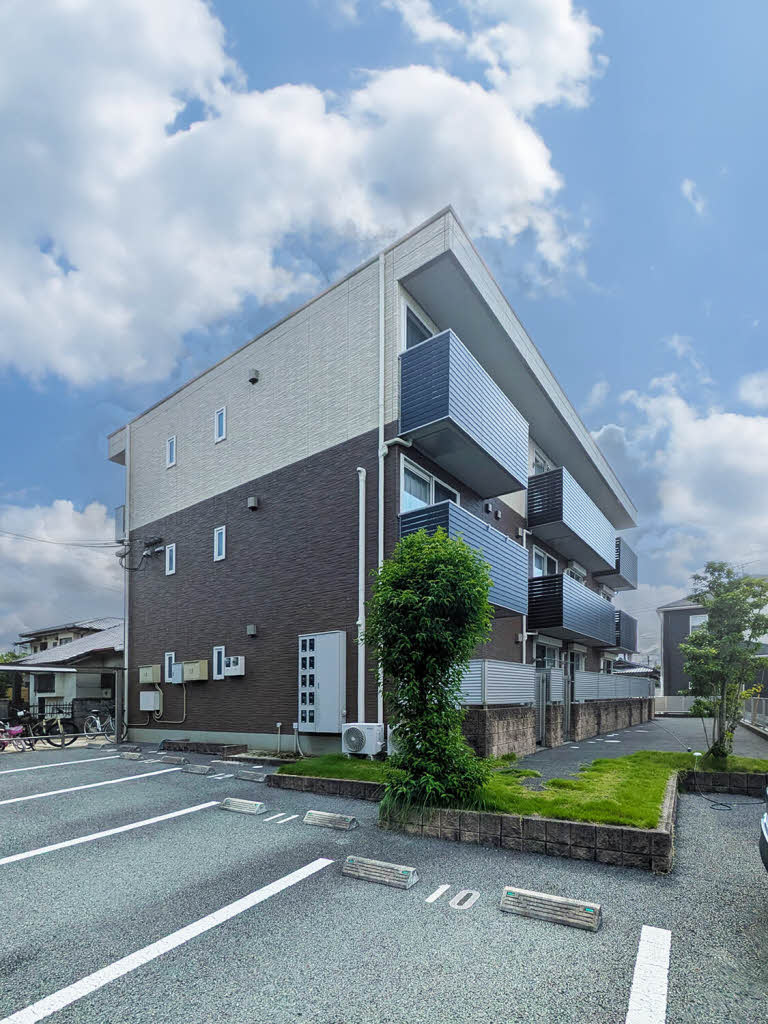 シャーメゾン桜川 ＊＊