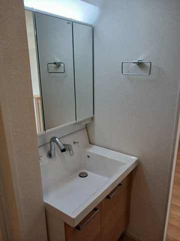 ガーデナーズ　サンの洗面所|脱衣スペースもあります