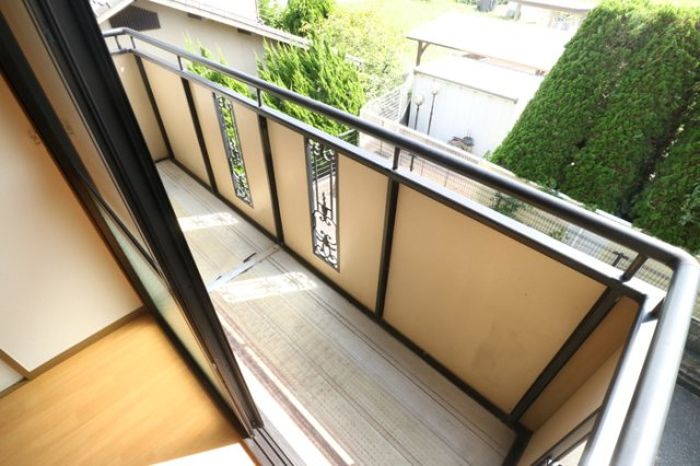 シャトルSのバルコニー