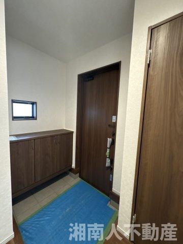 小田原市栢山　新築一戸建ての玄関|シンプルで使いやすい玄関です