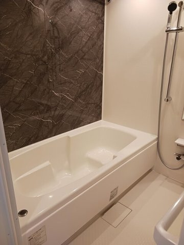 ガーデナーズ　サンの浴室|ゆったり過ごせるお風呂です