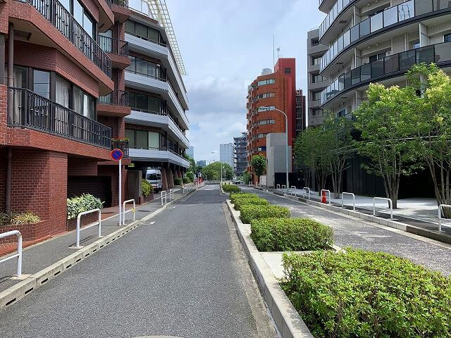 港区南青山１丁目の賃貸マンションの駐車場| 