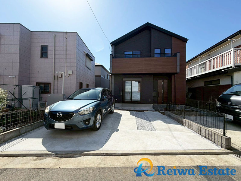 新築戸建　藤沢市大庭の駐車場|来客時も安心のカースペースは並列2台♪