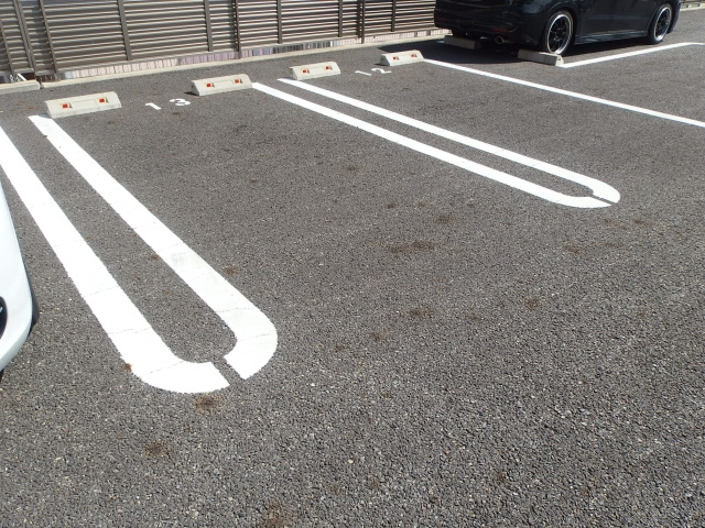 サンシャイン美合Vの駐車場