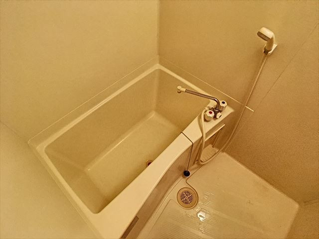 ポポラーレ姪浜の浴室