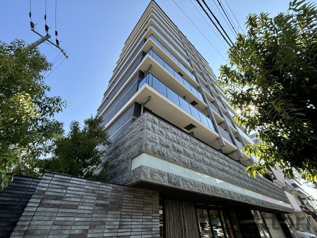 S-RESIDENCE三国WESTの外観