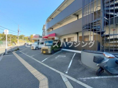 【駐車場】 | ハイツ泉ヶ丘