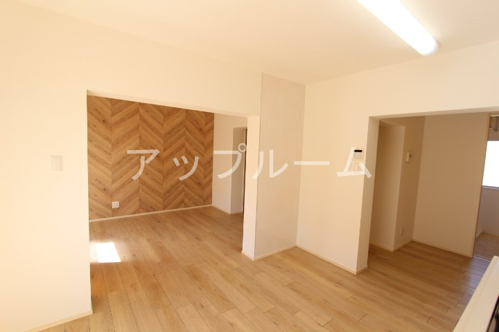 ファミール柏原の内装