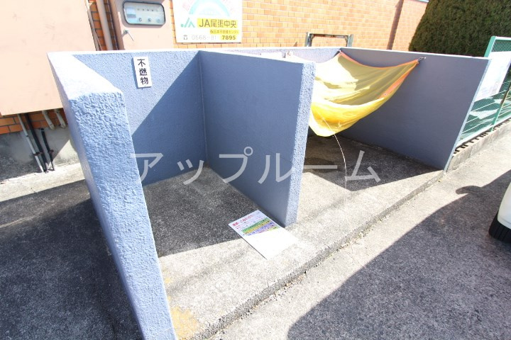 ファミール柏原のその他共用部分