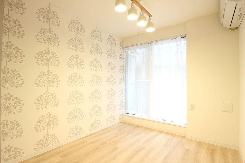 板橋区小茂根１丁目のアパートの居間・リビング