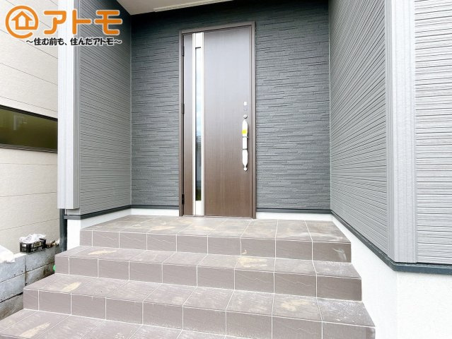 【玄関】 | 富士宮市宮原5期　新築戸建て　4号棟 | ダブルロックドアの玄関で防犯もばっちり☆