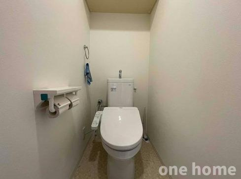 グランドール北大阪のトイレ|◆温水洗浄便座付きトイレです！