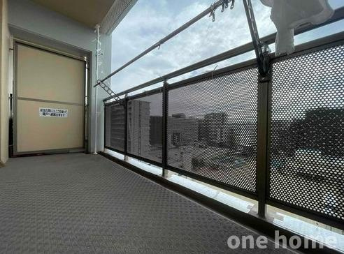 グランドール北大阪のその他|◆南側ワイドバルコニーです！広々バルコニーで洗濯物干しもスムーズです！