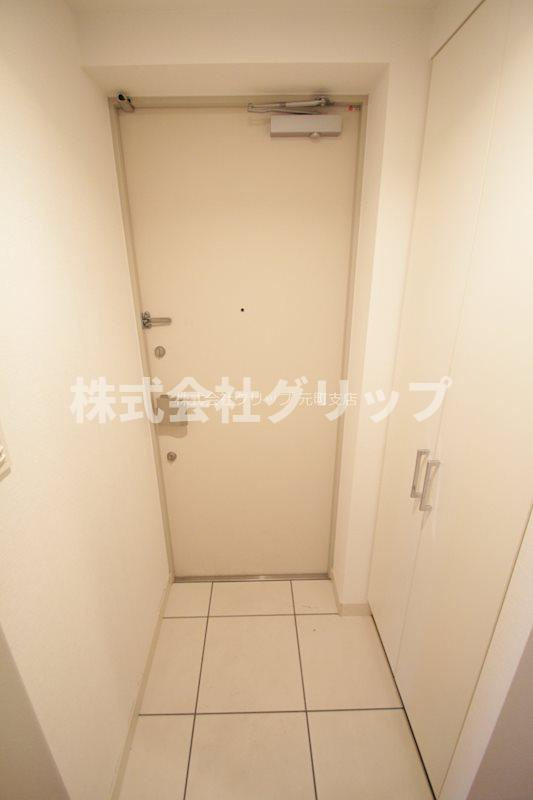 ドゥーエ横濱桜木町の玄関