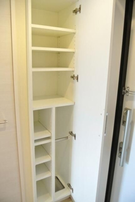 【玄関】 | グランヴァンタクティス横濱